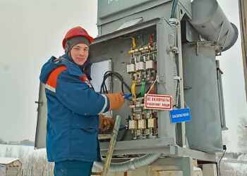 Сосновские энергетики отмечают профессиональный праздник