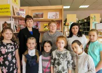 В Рощинской библиотеке отметили международный день кошек