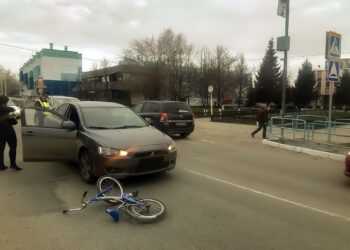 В Долгодеревенском мальчика-велосипедиста сбили на пешеходном переходе