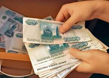 Сосновский районный суд взыскал крупную сумму с бывшего главного врача