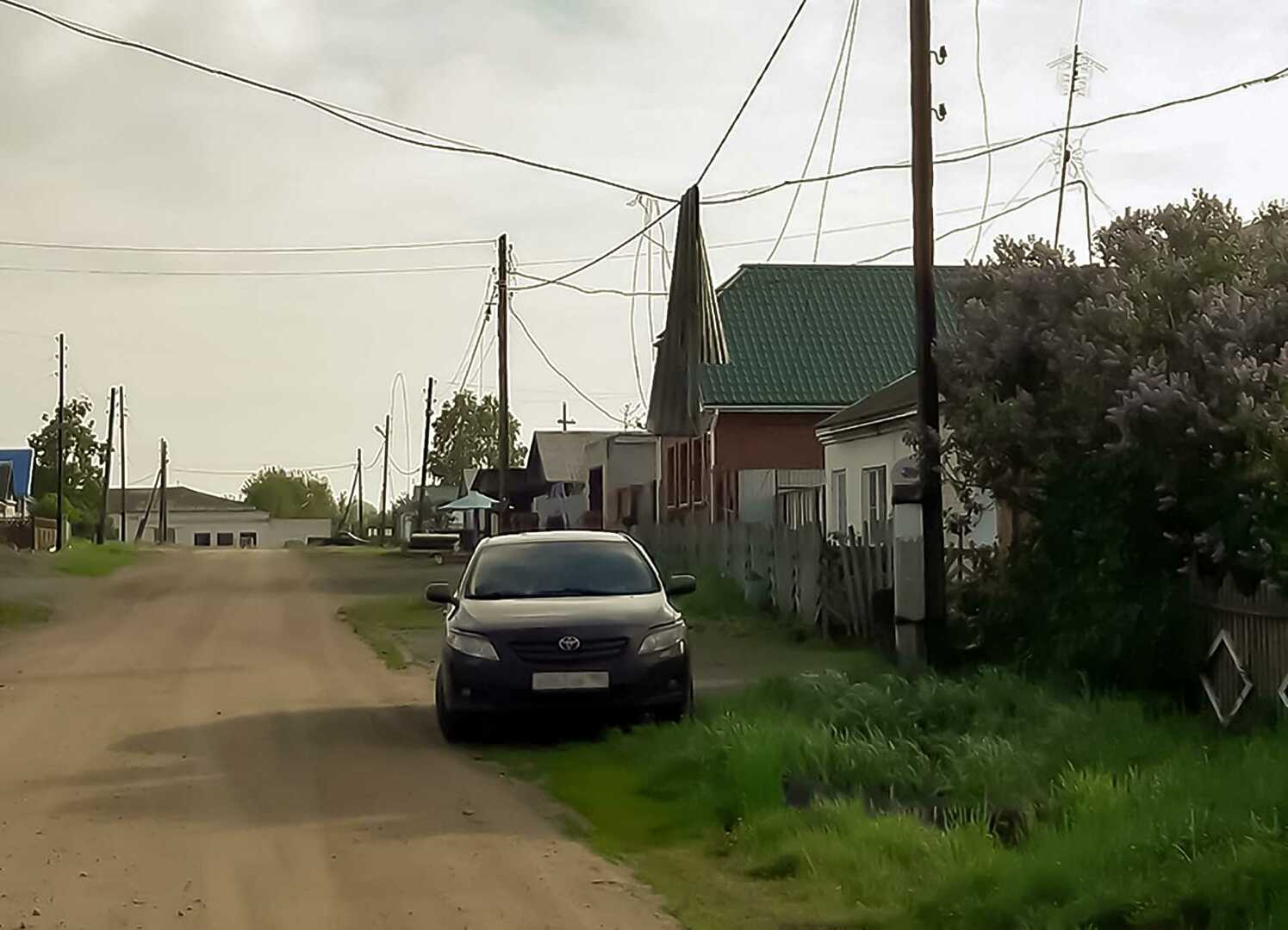 В Сосновском районе в выходные от бури пострадали три автомобиля -  Сосновская Нива