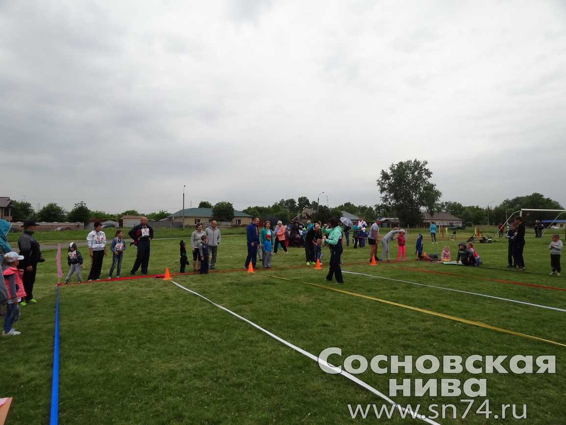 Семья из Рощино победила в спортивном конкурсе на фестивале «Долгая-жизнь»  - Сосновская Нива