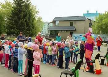 В Долгодеревенском в День защиты детей прошел праздник