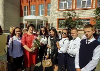 Линейка 1 сентября в Долгодеревенской школе