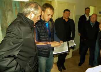 Министр спорта Челябинской области побывал на развивающихся спортивных объектах Полетаево