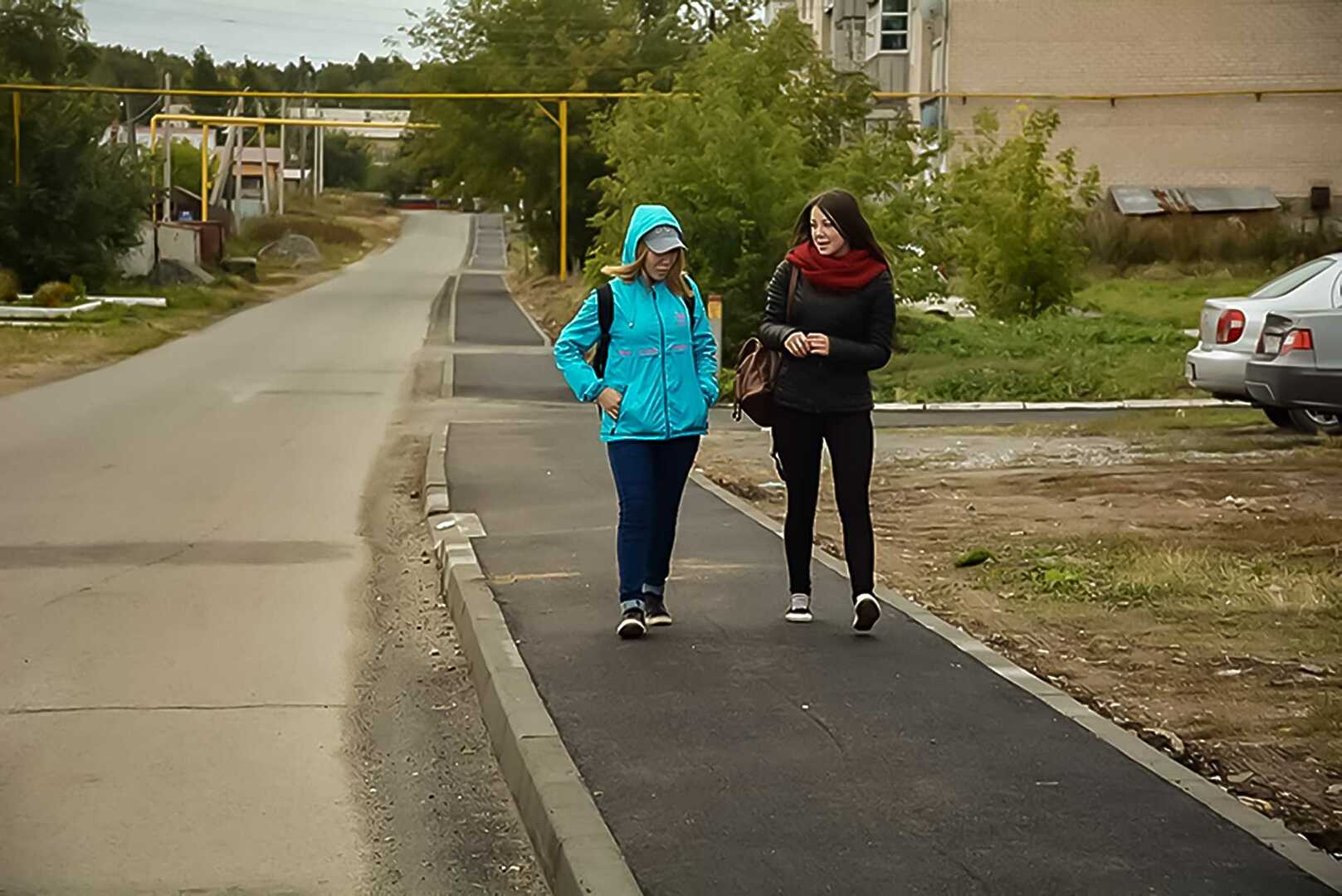 На одной из улиц Долгодеревенского появился тротуар - Сосновская Нива