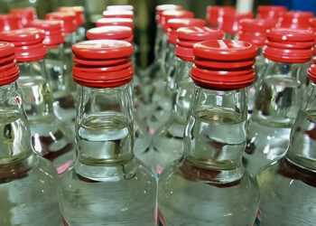 В Сосновском районе предпринимателя оштрафовали за продажу нелегального алкоголя