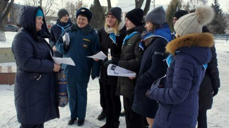 В Сосновском районе сотрудники МЧС и скауты провели профилактический рейд