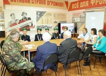 В Сосновском районе кадеты поздравили солдат разных поколений
