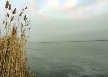 В Сосновском районе запрещен выход на лед водоемов