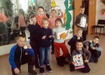 Мальчишки и девчонки из Бутаков приняли участие в игре «Солдаты»