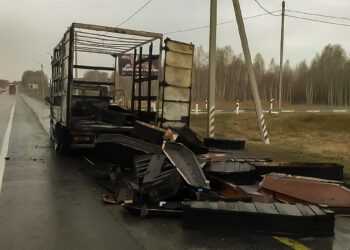 ГАЗель с гробами загорелась на дороге