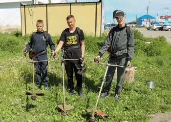 Где работают школьники Сосновского района в каникулы