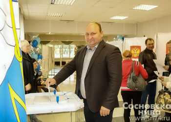 Глава Сосновского района проголосовал на выборах губернатора