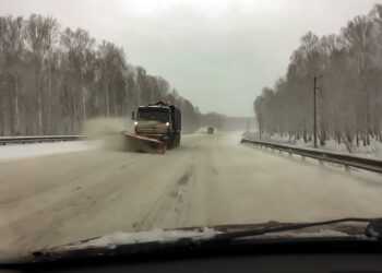 На новогодних дорогах Челябинской области легкая гололедица