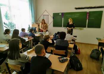 Сотрудники ГИБДД проводят беседы в школах и детсадах Сосновского района