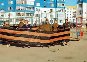 Жители в Долгодеревенском присоединились к акции «Поем двором»