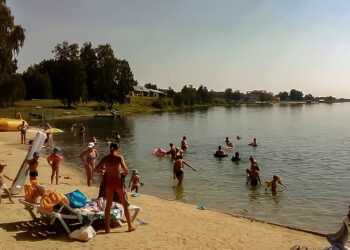 Чтобы не было беды: как обезопасить себя и детей при купании на водоёмах