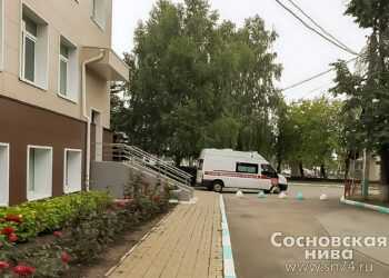 Выпавшего из окна малыша санавиацией доставили в больницу