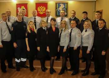 Сотрудники ГИБДД Сосновского района отмечают профессиональный праздник