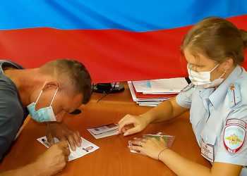 Житель Сосновского района с паспортом СССР получил новый документ