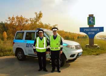 В Сосновском районе сотрудники ГИБДД помогли водителю в трудную минуту