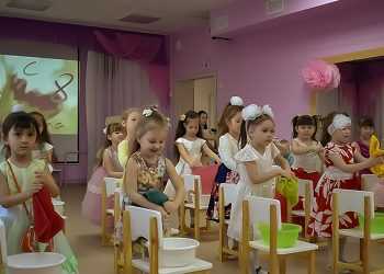 Если взрослые счастливы, то будут счастливы и дети