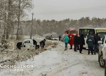 В столкновении с маршруткой возле Рощино погибли люди
