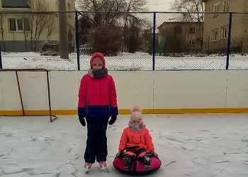 Каток и ледовый городок: мама двух дочек рассказала о зимнем отдыхе