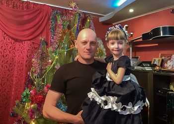 В Полетаево отец-одиночка с ребенком остались без крова из-за пожара