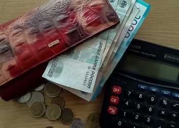 Пенсии и ЕДВ для инвалидов продлят без заявления