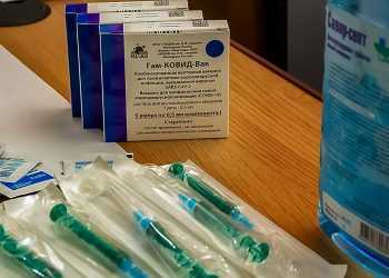 В Сосновский район закажут новую вакцину от коронавируса