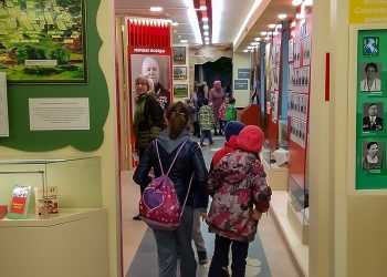 Жителей Сосновского района приглашают на выставку рисунков