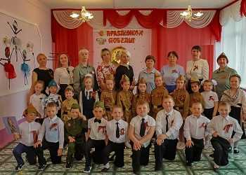 Детсадовцы из Мирного читали стихи о войне