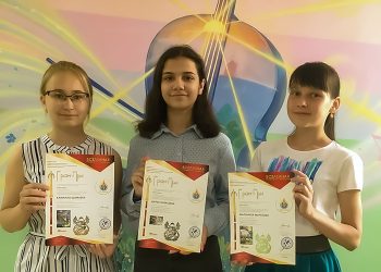 Трудолюбие – фундамент успеха: юные художники радуют достижениями