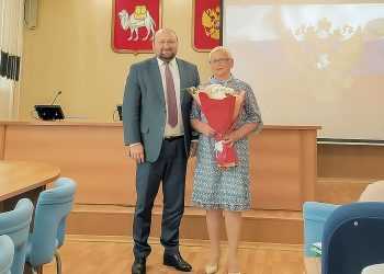 В Сосновском районе впервые вручили медаль «Матери защитника Отечества»
