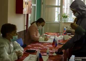 Избирательные комиссии приступили к подсчету голосов
