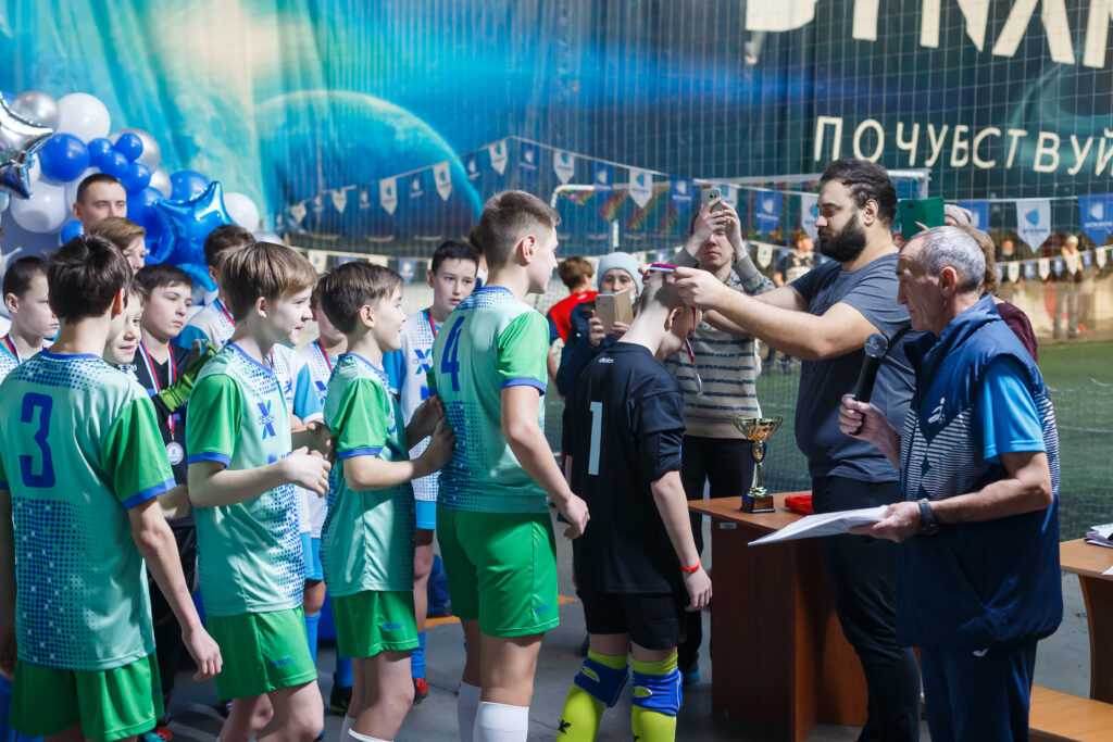 Команда Долгодеревенской школы выиграла кубок «Новатэк-2021».