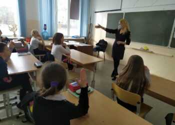 Сотрудники ГИБДД проведут беседы с детьми, родителями и водителями