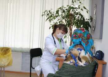 В РДК продолжат делать прививки от COVID-19