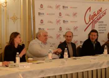 Челябинцам по традиции вручили кентавров