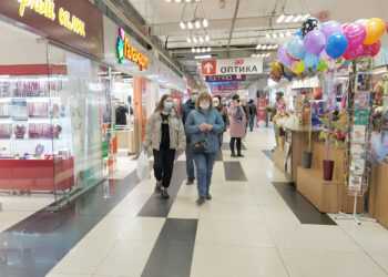 В Челябинской области отменили QR-коды в ТРК и магазинах