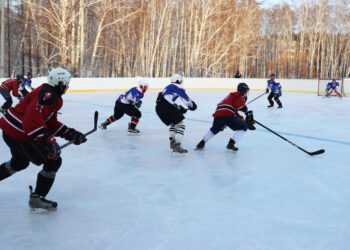 Кременкуль и Мирный разыграют районный кубок по хоккею