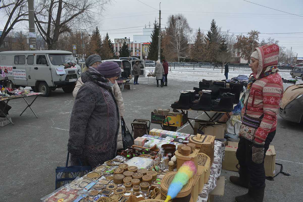 Прошла ярмарка. Сельскохозяйственная ярмарка в городе Петрозаводске 2022 года. Сельхозярморки в Нижнем Тагиле в 2023году. Ярмарка Долгодеревенское. Сельхоз ярмарка в Нижнем Новгороде репортаж.