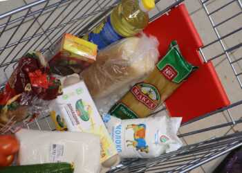 Санкции, контроль цен и импортозамещение: Текслер провел совещание