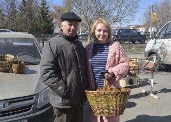 В Долгодеревенском работает сельскохозяйственная ярмарка