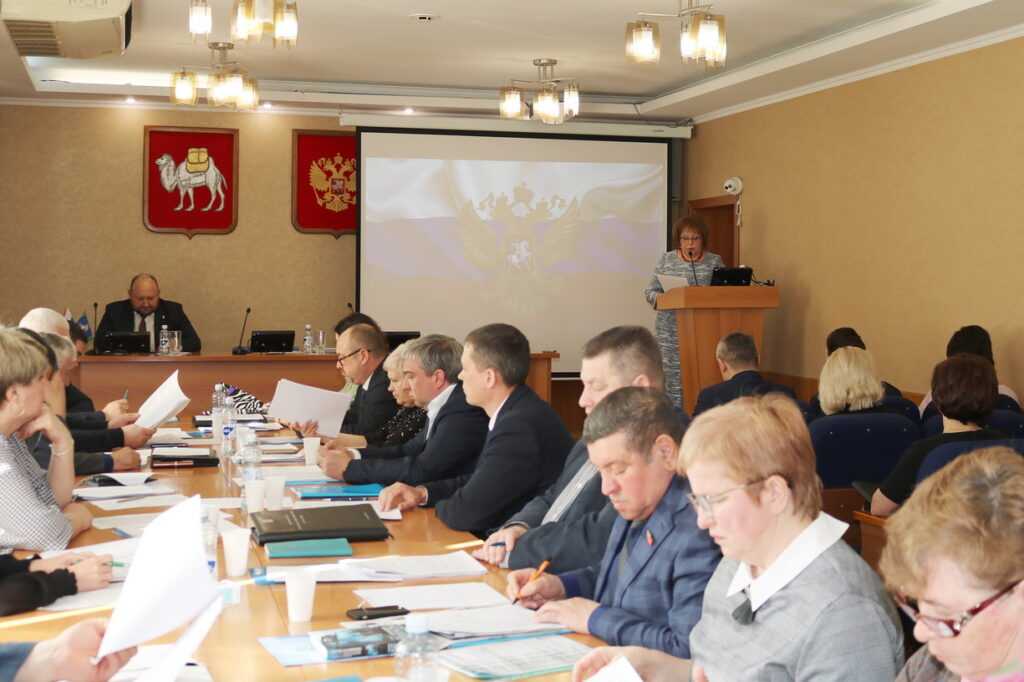 Депутаты внесли изменения в бюджет Сосновского района