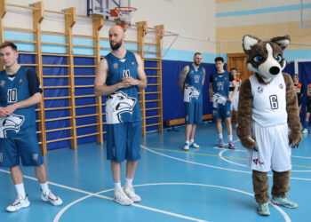 Баскетбольный клуб «Челбаскет» в гостях у школьников Сосновского района