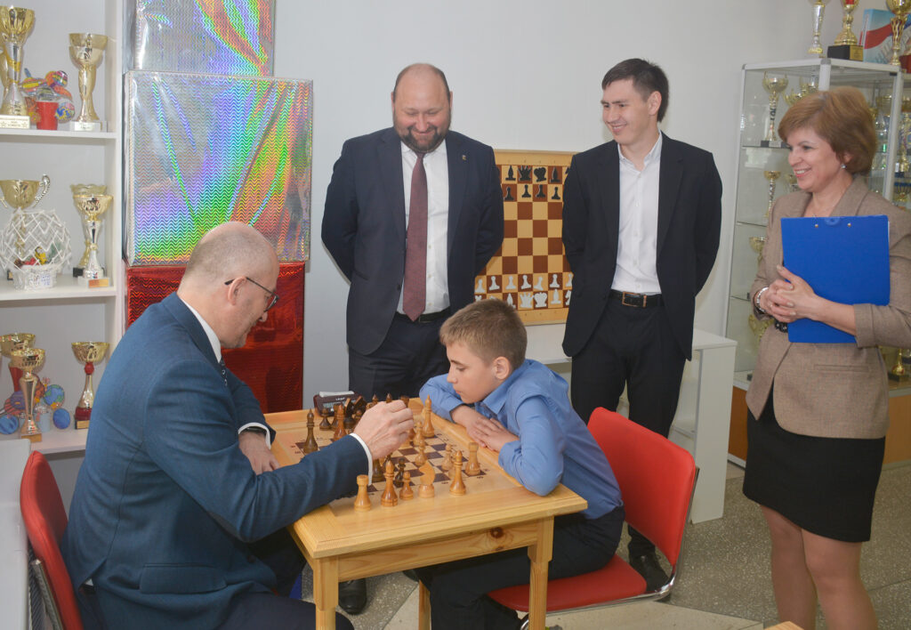 В школах Сосновского района будут уроки шахмат