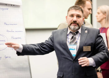 Директор школы из Сосновского района стал финалистом профессионального конкурса